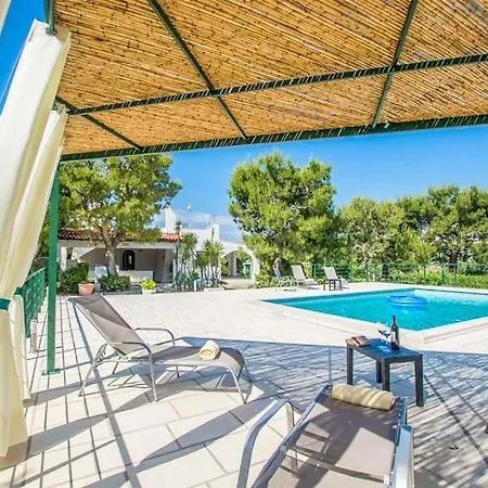 Campanile Sleeps 6 Pool Wifi * Ostuni