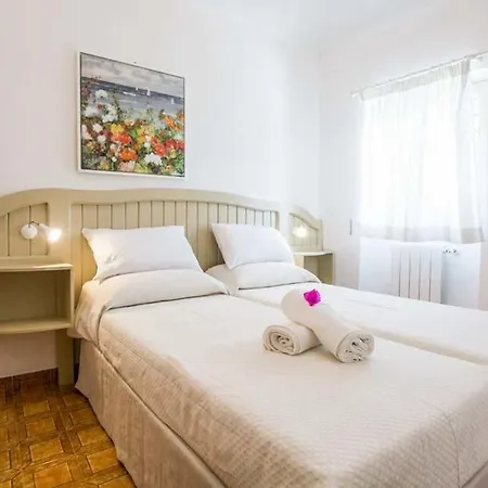 Villa Campanile Sleeps 6 Pool Wifi Ostuni